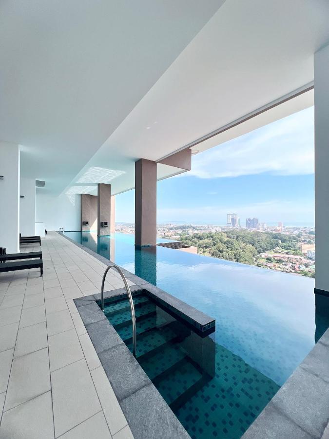 The Apple Residence & Suites Infinity Pool By Nestcove Malacca Exteriör bild